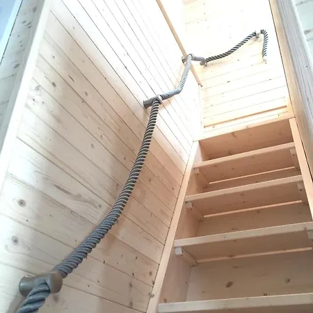 Hausboot Sundowner - Huus & Großenbrode